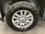 Used 2023 GMC Sierra 2500 SLT image 2
