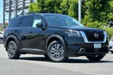 New 2025 Nissan Pathfinder SV w/ SV Premium Package image 2