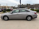 Used 2024 Hyundai Elantra SE image 4