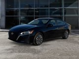 Used 2023 Nissan Altima 2.5 SV image 3