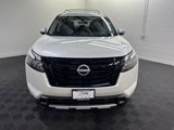 New 2025 Nissan Pathfinder SL w/ Black Appearance Package image 5