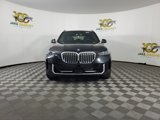 New 2026 BMW X5 xDrive50e image 2