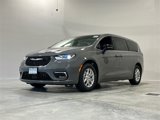 New 2025 Chrysler Pacifica Select image 2