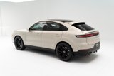 Certified 2025 Porsche Cayenne S image 3