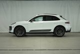 Used 2024 Porsche Macan Turbo image 2