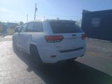 Used 2017 Jeep Grand Cherokee Altitude image 3