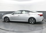 Certified 2022 Nissan Altima 2.5 SV image 5