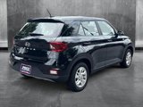 Certified 2024 Hyundai Venue SE image 5