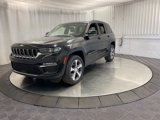 Used 2023 Jeep Grand Cherokee Limited image 3