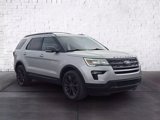 Used 2018 Ford Explorer XLT w/ Equipment Group 202A image 2