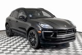 Certified 2025 Porsche Macan image 4