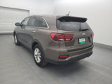 Used 2019 Kia Sorento FWD V6 image 5