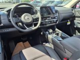 New 2025 Nissan Pathfinder SL image 5