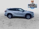 Used 2024 Toyota Highlander XLE image 2