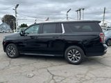 Used 2023 Chevrolet Suburban LT w/ Luxury Package image 5