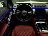 Used 2023 Mercedes-Benz S 580 4MATIC Sedan image 2