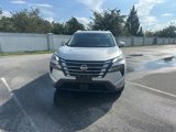 Used 2025 Nissan Rogue SV image 2