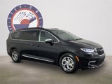 Used 2023 Chrysler Pacifica Limited image 2