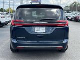 New 2025 Chrysler Pacifica Select image 6
