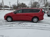 New 2025 Chrysler Pacifica Select image 4