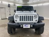 Used 2016 Jeep Wrangler Unlimited Rubicon w/ Connectivity Group image 4