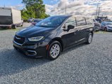 Used 2023 Chrysler Pacifica Touring-L image 2