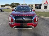Used 2023 Mitsubishi Outlander SE Black Edition image 2