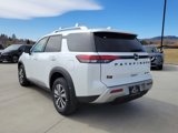 New 2025 Nissan Pathfinder SL image 3