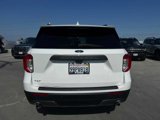 Certified 2022 Ford Explorer XLT w/ Equipment Group 202A image 4