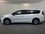 New 2025 Chrysler Pacifica Select image 4