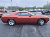 Used 2022 Dodge Challenger SXT image 2