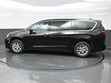 New 2025 Chrysler Pacifica Select image 3