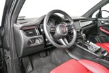 Certified 2025 Porsche Macan image 4