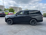 New 2025 Lincoln Navigator Reserve image 4