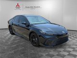 Used 2025 Toyota Camry SE image 3