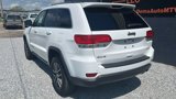 Used 2018 Jeep Grand Cherokee Laredo image 2