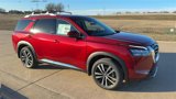 New 2025 Nissan Pathfinder Platinum image 2