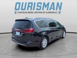 Used 2022 Chrysler Pacifica Touring-L image 3
