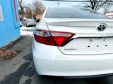 Used 2017 Toyota Camry SE image 4