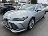 Used 2019 Toyota Avalon Limited image 2