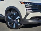 New 2025 Nissan Kicks SR image 3