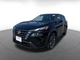 Used 2024 Nissan Rogue SV image 5