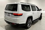 Used 2023 Jeep Wagoneer Series II image 5