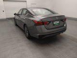 Used 2023 Nissan Altima 2.5 SV image 5