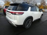 New 2025 Nissan Pathfinder SL w/ SL Premium Package image 3