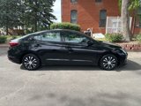 Used 2019 Hyundai Elantra SE image 2