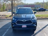 Used 2023 Toyota Highlander XLE image 5