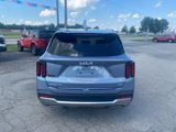 Used 2024 Kia Sorento S image 5