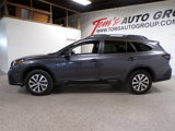 Used 2022 Subaru Outback Premium image 2