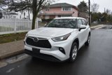 Used 2023 Toyota Highlander LE image 2
